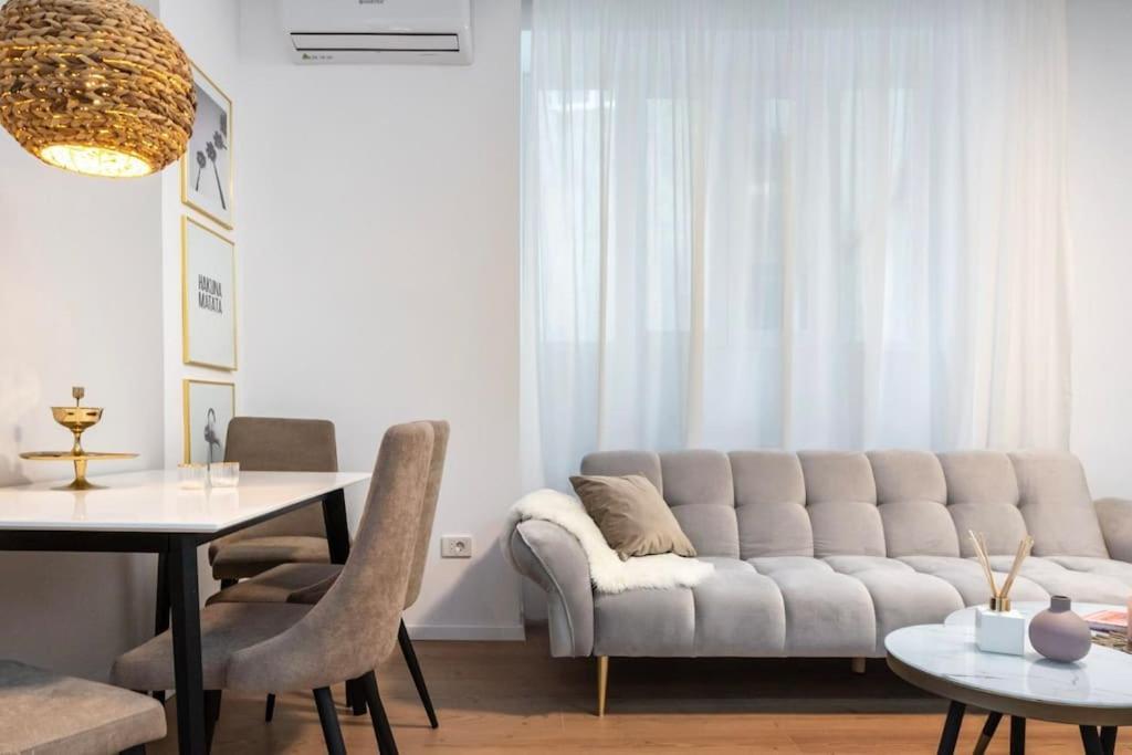 Old Town Bucharest Apartment Poiana 7 Buitenkant foto